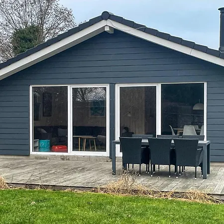 3 Bedroom Lovely In Nykobing Sj